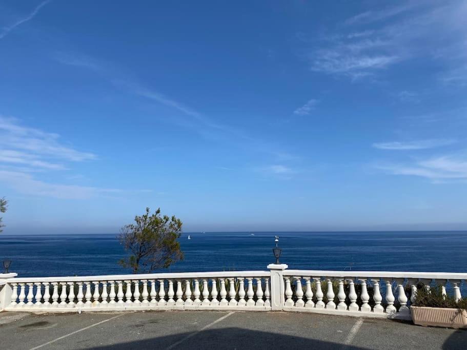 Et Son Rooftop Panoramique, Antheor, Raphael, A Pieds Apartment Saint-Raphael (Var)