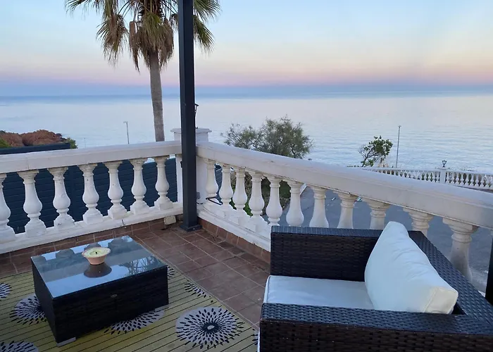 Studio Et Son Rooftop Panoramique, Antheor, Saint Raphael, Plage A Pieds