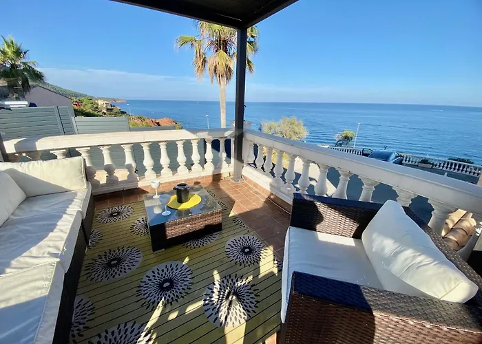Studio Et Son Rooftop Panoramique, Antheor, Saint Raphael, Plage A Pieds